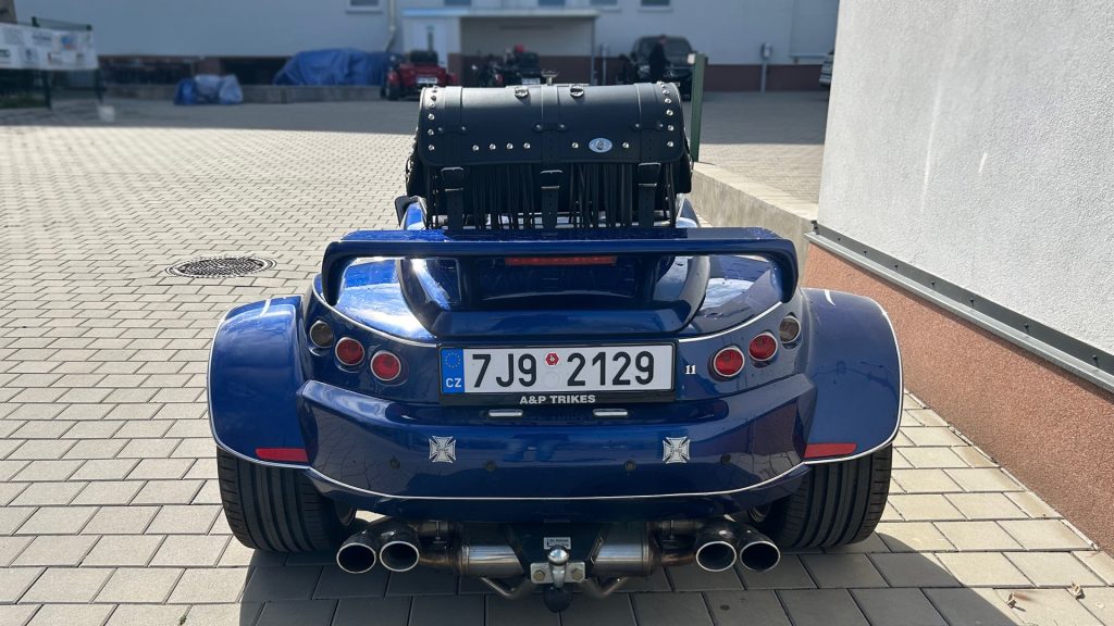 rewaco_gt_modrocerna_back
